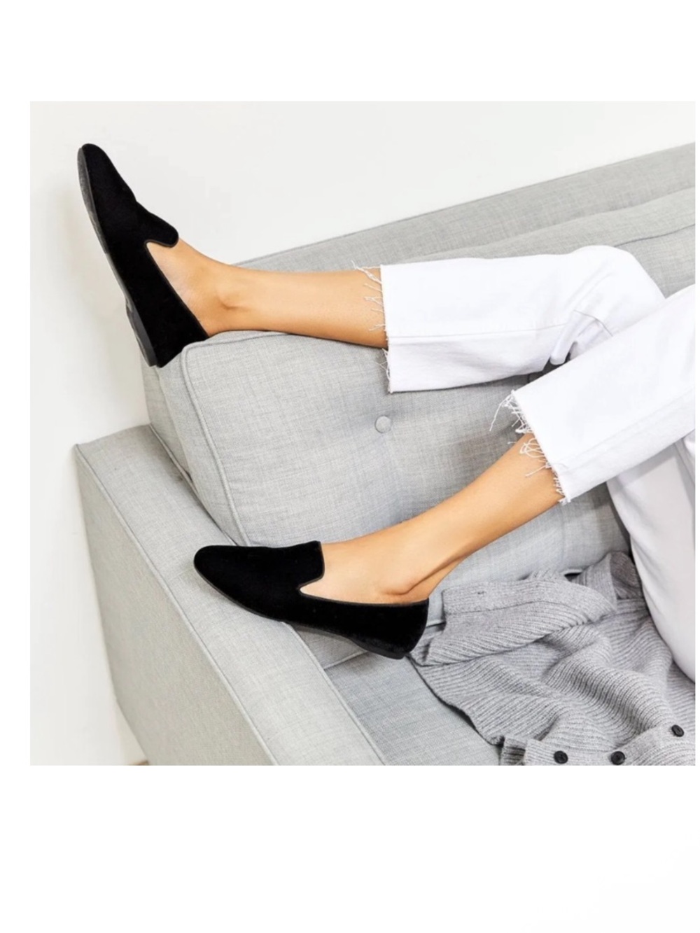 BIRDIES The starling black velvet sizes  8.5 women like new